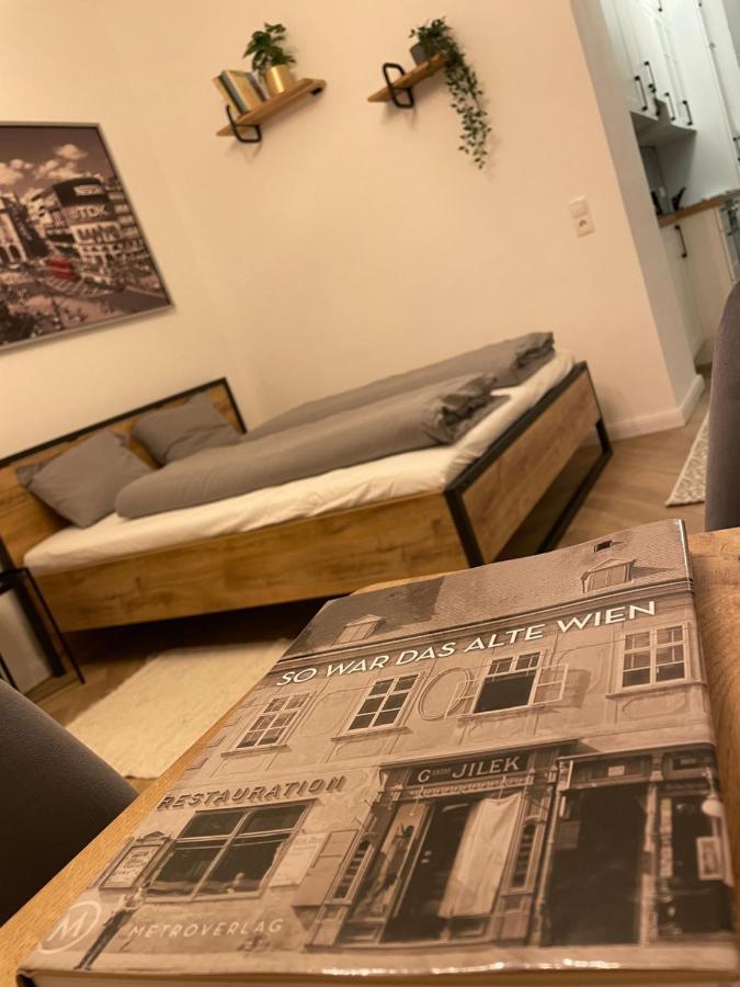 Trendy Apartment Near Schloss Schonbrunn Wina Bagian luar foto