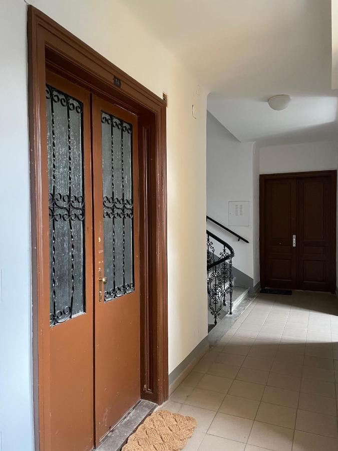 Trendy Apartment Near Schloss Schonbrunn Wina Bagian luar foto
